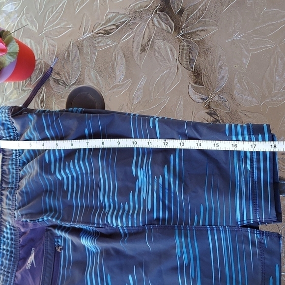 Speedo shots Size S - Picture 10 of 14